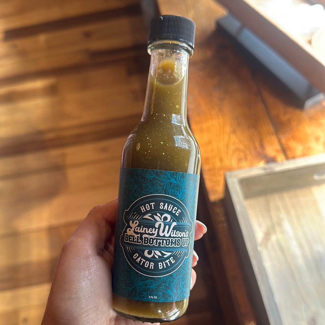 Lainey Wilson Gator Bite Hot Sauce